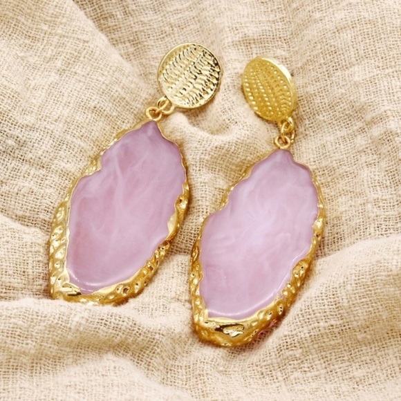 NWT Blush Pink + Gold Stone Earrings - Picture 2 of 3